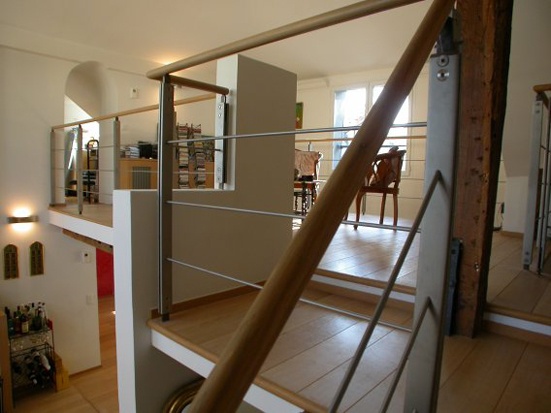 APPARTEMENT B. : Dtails escalier